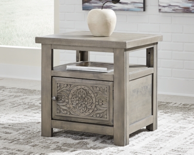 Marcilyn End Table, , rollover