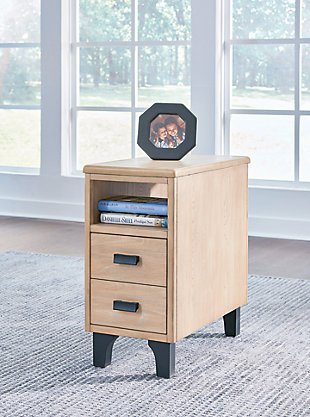 Freslowe Chairside End Table, , rollover