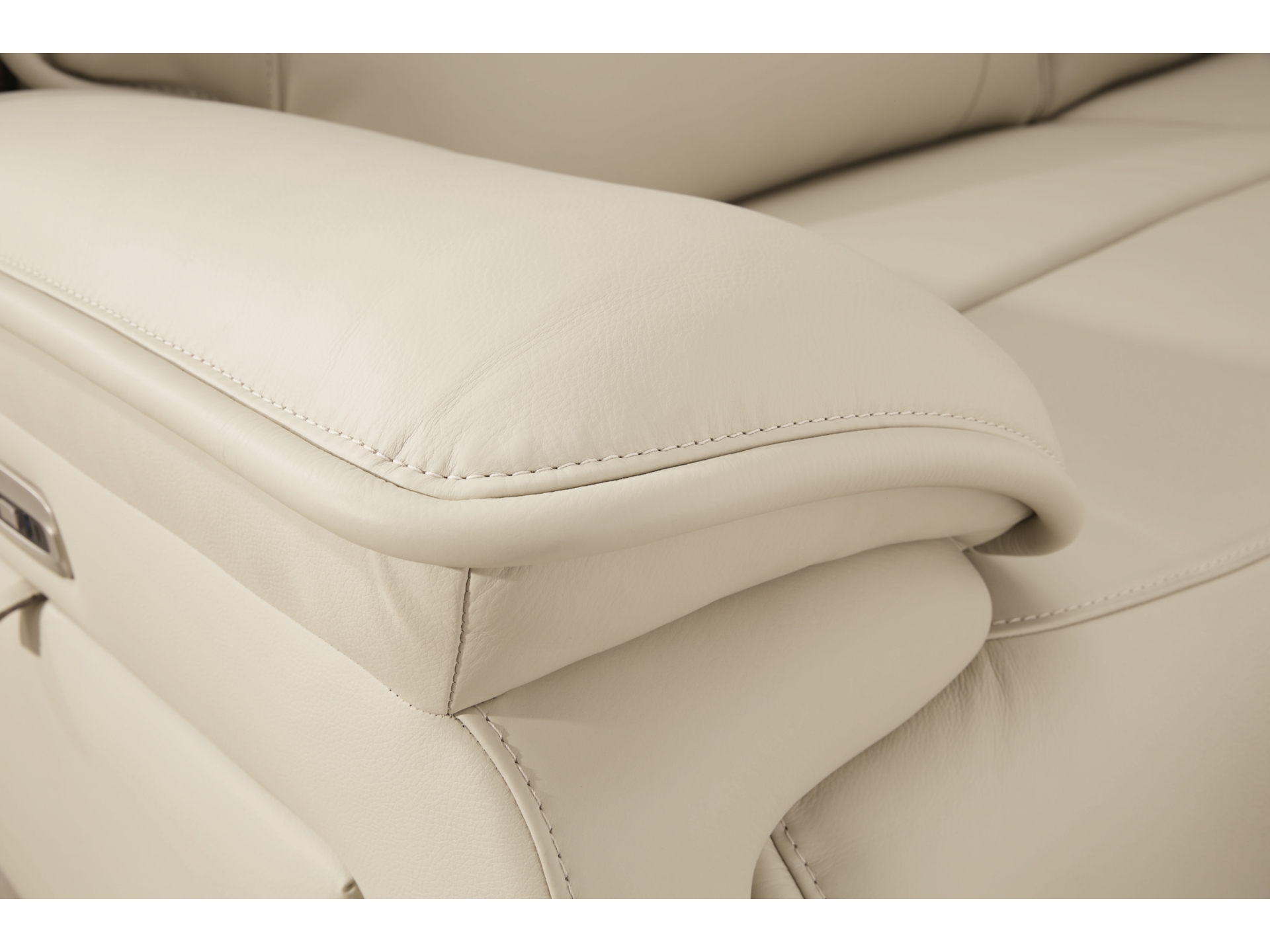 Image 4 of Double Dual Power Leather Reclining Modular Sectional