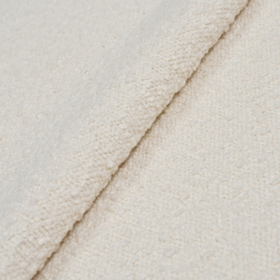Swatch color Ivory White , product with this swatch is currently selected