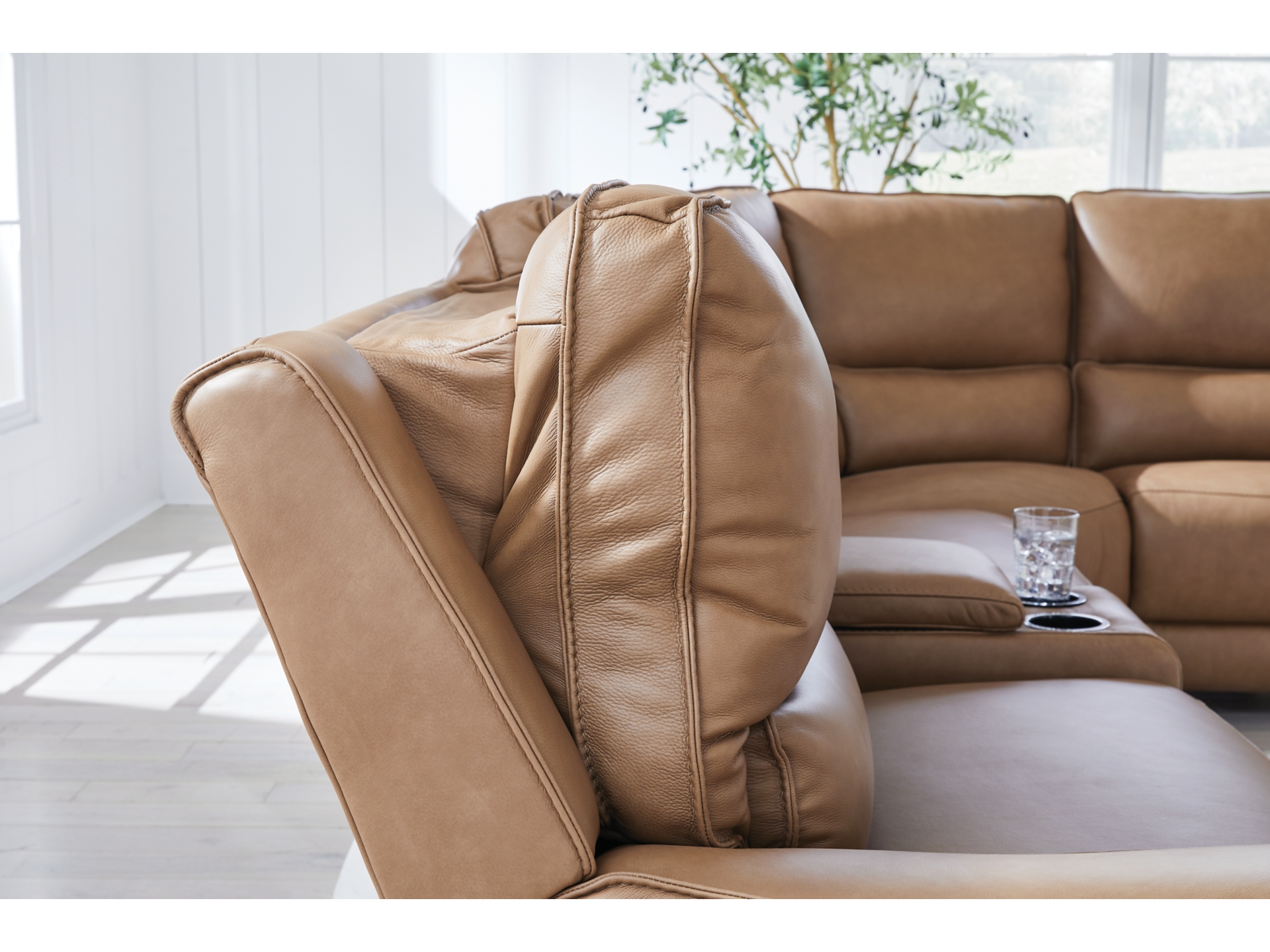 Image 2 of Silverbrooke 6-Piece Leather Dual Power Reclining Modular Sectional with Chaise