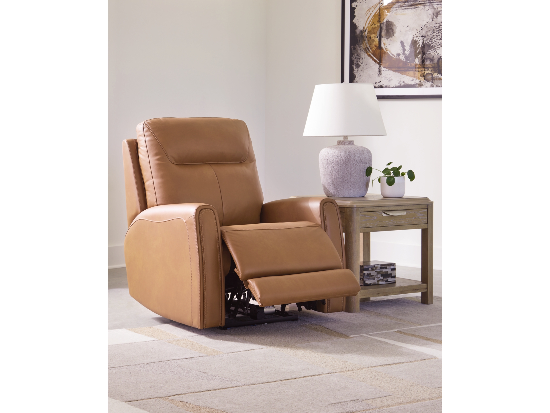 Image 1 of Tryanny Triple Power Leather Recliner Butterscotch 
