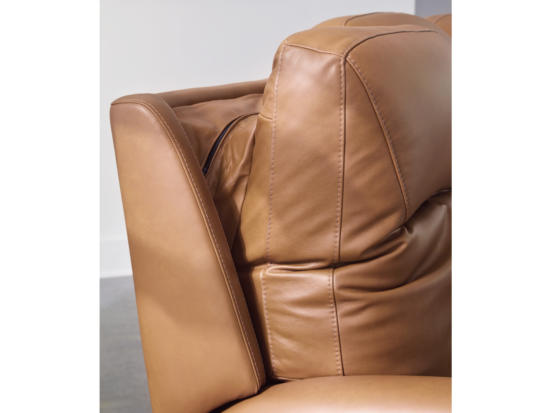 Image 2 of Tryanny Sofa and Loveseat Butterscotch 