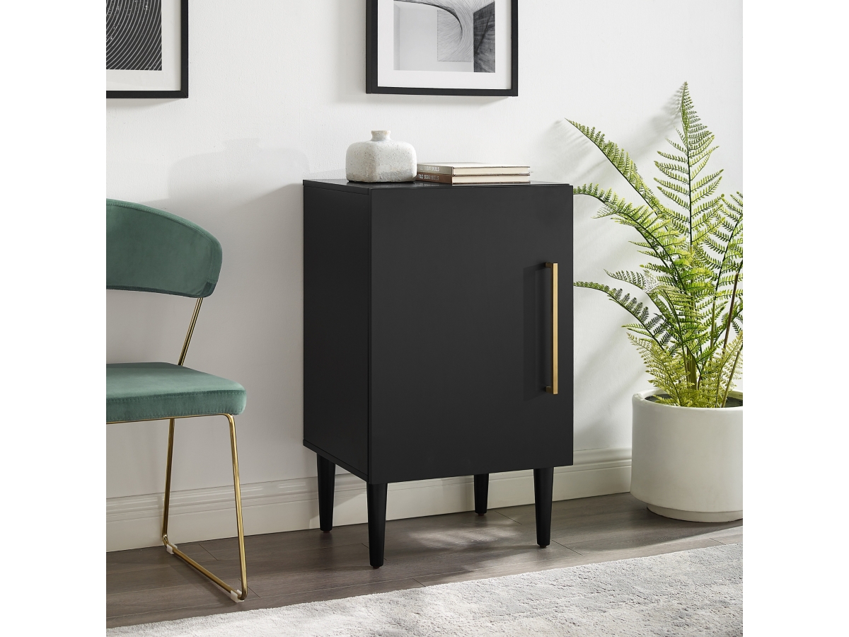 Everett 20'' Media Stand | Ashley