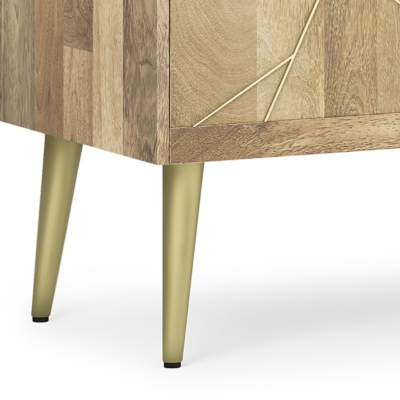 Bottom shelf and leg detail